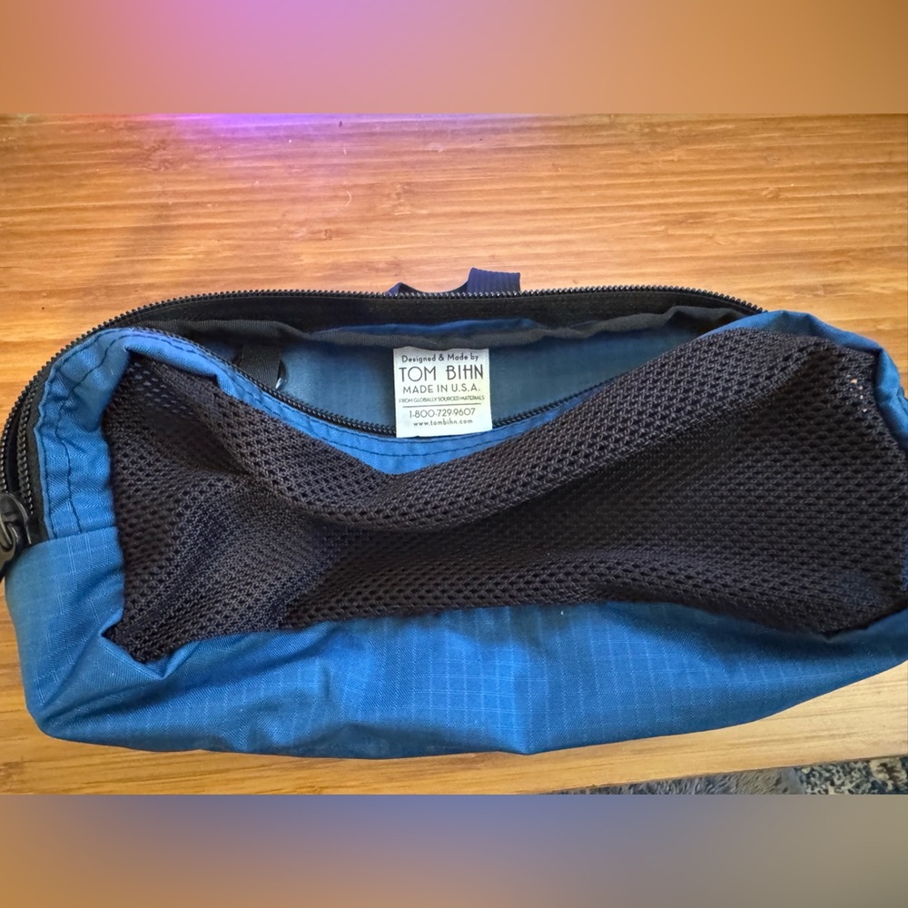 Tom Bihn - snake charmer - blue
